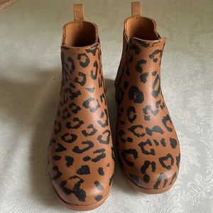 🐆 Hunter ankle rain boots!!